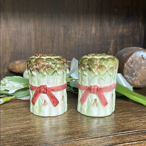 Decorative Asparagus Salt and Pepper Shakers